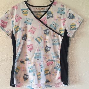 Owl scrub top